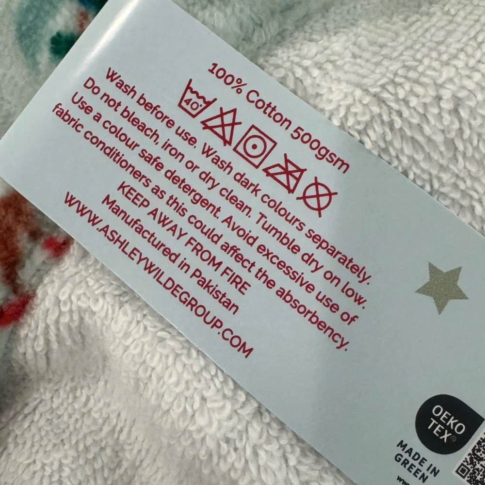 Cath Kidston set of 2 bath towels!”Snow Day” in duck egg…super soft cute&comfy